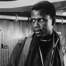 El papel más aterrador de Sidney Poitier fue el de la conciencia de la guerra nuclear.